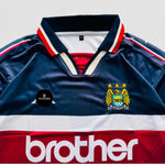 7 KINKLADZE MANCHESTER CITY 1997/98 AWAY KIT EMBROIDERY