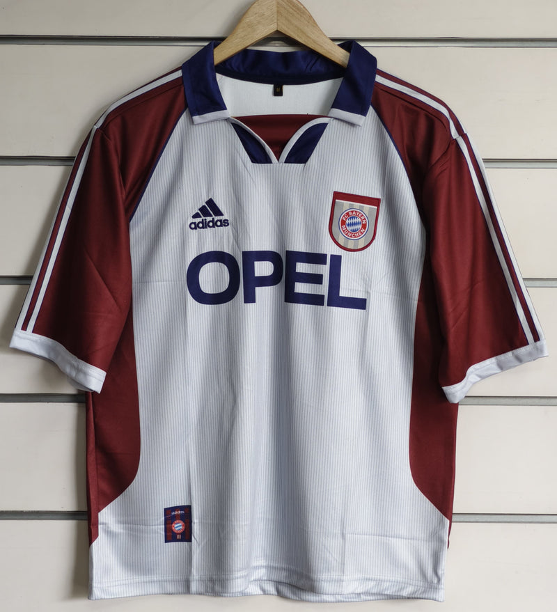 10 MATTHAUS 1998/99 BAYERN MUNICH AWAY RETRO KIT FIVE SLEEVE EMBROIDERY